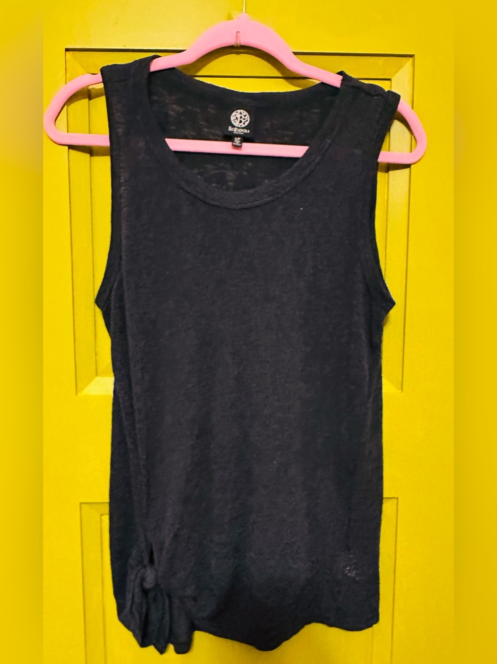 bobeau Black Sleeveless Knot Hem Tank Top